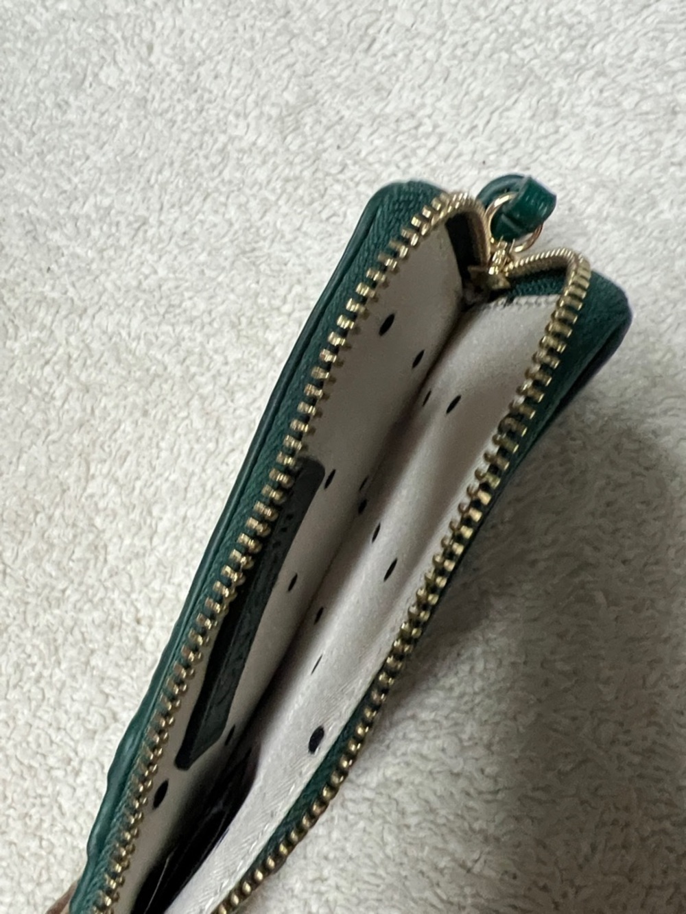 On 34th Ramonah Card Case Wallet - Picture 3 of 4